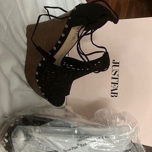 Black Woven Fabric Wedges